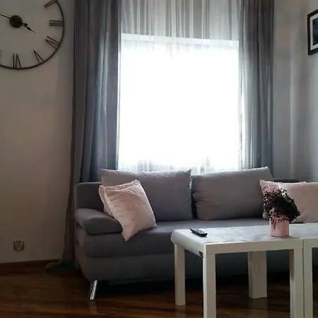 Royals Flower Iii Apartamento